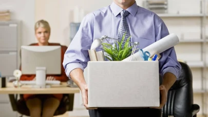 Rüyada İşten Ayrılmak Ne Anlama Gelir? İşte Rüya Tabirlerine Göre Yorumu