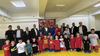 Çilez’den Dünya Şampiyonlarına Tebrik Ziyareti