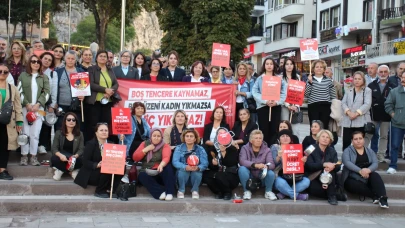 CHP Kadın Kolları “Boş Tencere” Eylemi Gerçekleştirdi