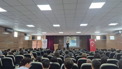 Macit Zeren Fen Lisesi Öğrencilerine “Sınav Kaygısı” Semineri