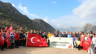 Yaşasın Cumhuriyet, Yaşasın Doğa Yürüyüşü Yapıldı