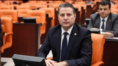 Karagöz: “Şükür Karın Doyurmuyor!”