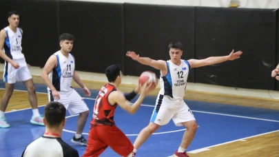 Amasya’da Genç Basketbolcular Parkede Parlıyor