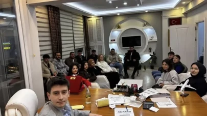 AK Parti Merzifon Gençlik Kolları Toplandı