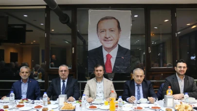 AK Parti Amasya Teşkilatı Ziyaret’te Bir Araya Geldi