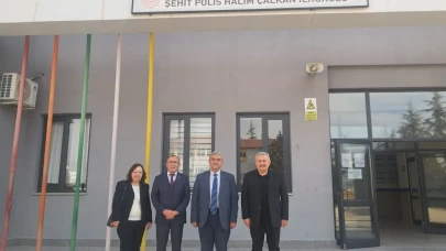 CHP Merzifon İlçe Teşkilatı’ndan Okullara Ziyaret