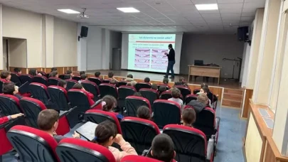 Sağlıklı Gülüşler İçin Okullarda Eğitim