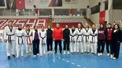 Altın Yumruklar Suluova’dan