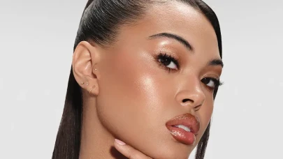 Kadınların Yılbaşı Sonrası İlk Makyajı: Doğallık, Işıltı ve Yenilenme Ön Planda