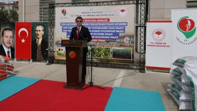 Amasya’da Çiftçilere Ayçiçeği ve Nohut Tohumu Dağıtıldı