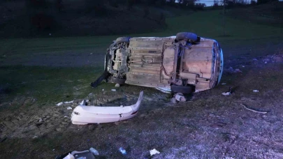 Bayram Yolculuğunda Feci Kaza: 5 Kişi Yaralandı
