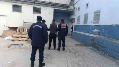 Hırsızlık Suçundan Kaçan Şahıs, 17 Yıl Sonra Polisin Düzenlediği Operasyonla Ele Geçirildi!