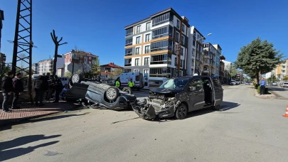 Merzifon’da Trafik Kazası: 8 Kişi Yaralandı
