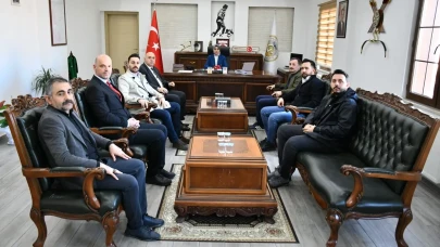 “Sen Mutlu Ol Yeter” Projesi Gümüşhacıköy'de Köy Çocuklarının Yüzünü Güldürdü