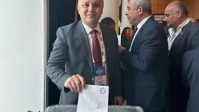 Amasya Belediye Başkanı Sevindi’den Kurultay Mesajı: Demokrasi İçin Oy Kullandık!