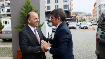 Amasya Valisi Önder Bakan’dan Giresun Valisi Serdengeçti’ye Nezaket Ziyareti