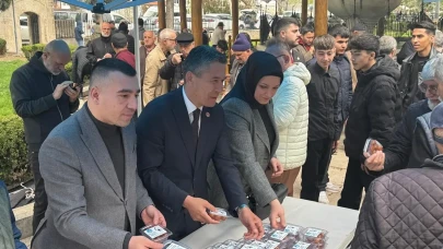Akgül, Başbuğ Türkeş İçin Düzenlenen Lokma Dağıtımına Katıldı
