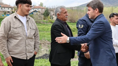 Bakan ve İpek İlgazi Köyü’nde Vatandaşlarla Buluştu