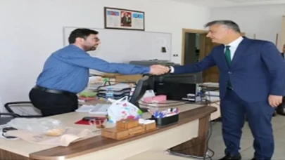 Katipoğlu, Personelle Bayramlaşarak Yeni Haftaya Başladı