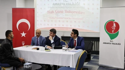 Vali Önder Bakan Halk Günü Toplantısı’nda Vatandaşları Dinledi