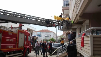 Terastan düşen alzheimer hastası hayatını kaybetti