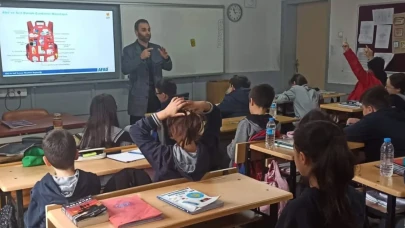 Merzifon Müftülüğü’nden Gençlere Afet Farkındalığı: Okullarda AFAD Eğitimi Verildi
