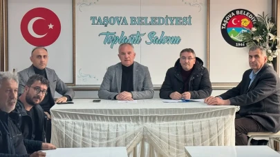 Taşova’da Başkan Özalp Operatörlerle Bir Araya Geldi
