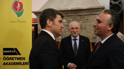 Amasya’da Kültür ve Medeniyet Söyleşisi: Mahmut Bıyıklı Eğitimcilerle Buluştu