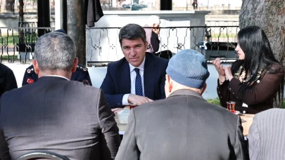 Vali Bakan Hamamözü’nde Halkla Buluştu: “Sorunları Yerinde Dinliyoruz”