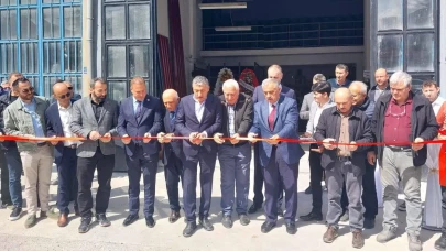 Çorum’da Hak Metal Çatı Market Hizmete Açıldı