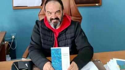 Kalemini yüreğiyle buluşturdu, gelirini öğrencilere bağışladı