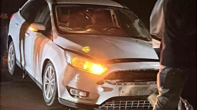 İki araç çarpıştı: 4 yaralı