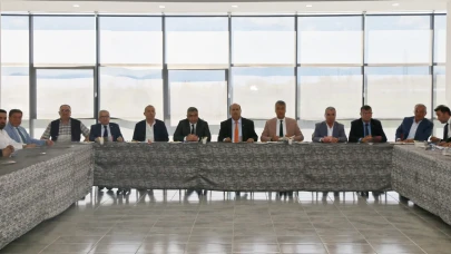 Merzifon’da Mesleki Eğitim İçin Güçlü Adımlar: İşverenlerle İstişare Toplantısı Yapıldı