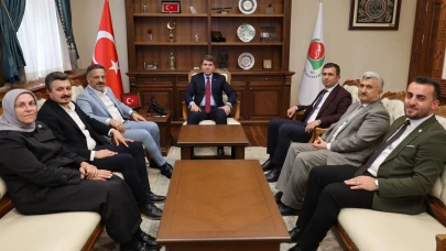 AK Parti Heyetinden Amasya Valisi Önder Bakan’a Ziyaret