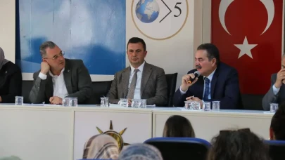 AK Parti Amasya Teşkilatı Merzifon’da Buluştu
