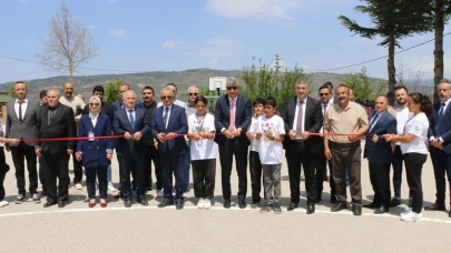 Amasya'da Bilimin Işığı: TÜBİTAK 4006 Bilim Fuarı Öğrencileri Geleceğe Taşıyor