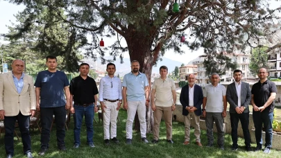Vali Bakan’dan Akademik Ziyarete Anlamlı Ev Sahipliği