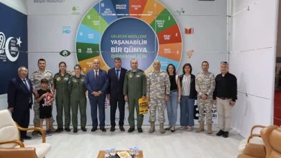 Merzifon 8. Kitap Fuarı’na Komutan Ziyareti: Kültüre Ortak Destek