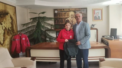 Merzifonlu Öğrenci Türkiye Üçüncüsü Oldu: Simay Köse’den Gururlandıran Başarı!
