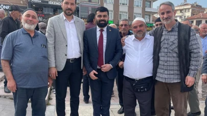Başkan Emre Keleş, Hacı Adaylarını Dualarla Uğurladı