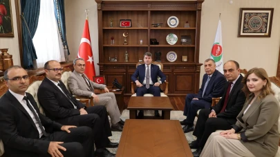Tapu ve Kadastro Genel Müdürlüğü’nün 178. Yılı Dolayısıyla Amasya Valisi Önder Bakan’a Ziyaret