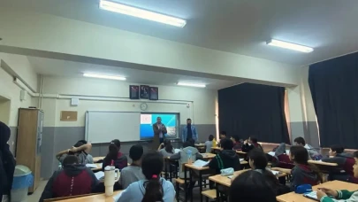 Amasya’da Öğrencilere Tarih ve Kültür Semineri