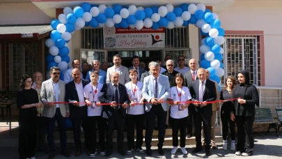 Atatürk Anadolu Lisesi’nde Bilimin Şöleni: TÜBİTAK 4006 Bilim Fuarı Yoğun İlgi Gördü