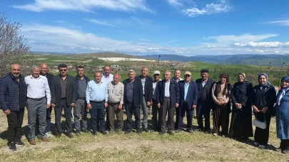 AK Parti Heyeti Yağmur Duası ve Afad Kurbanı Programında Vatandaşlarla Buluştu
