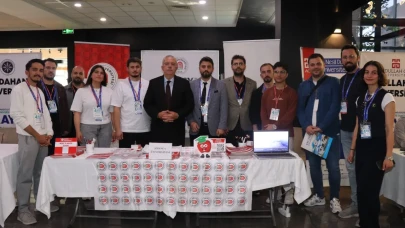 Rektör Prof. Dr. Ahmet Hakkı Turabi, AÜB Tanıtım Fuarı ve 4. Ar-Ge Proje Pazarı’nda Amasya Üniversitesi’ni Temsil Etti
