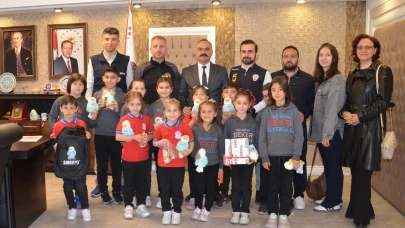 Suluova'nın Yıldızları Dijital Tehlikeye Işık Tuttu!