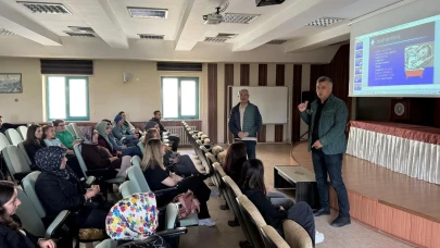 Amasya İl Millî Eğitim Müdürü Katipoğlu’ndan Merzifon’da Hijyen Eğitimi Kursuna Ziyaret