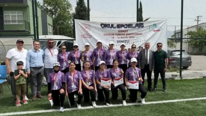 Suluova Şehit Metehan Atmaca Anadolu Lisesi Kız Kriket Takımı Türkiye Şampiyonu Oldu!