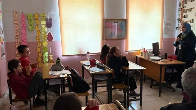 Minik Öğrencilere Ağız ve Diş Sağlığı Eğitimi: Sağlıklı Gülüşler İçin Bilinçlendirme Etkinliği