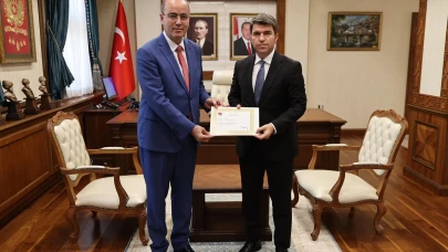 Amasya Valisi Önder Bakan, Bilal Eken’e Teşekkür Etti